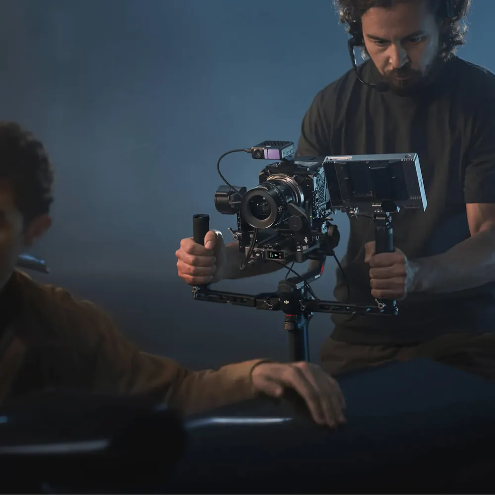 DJI RS 4 Pro, official DJI product scene