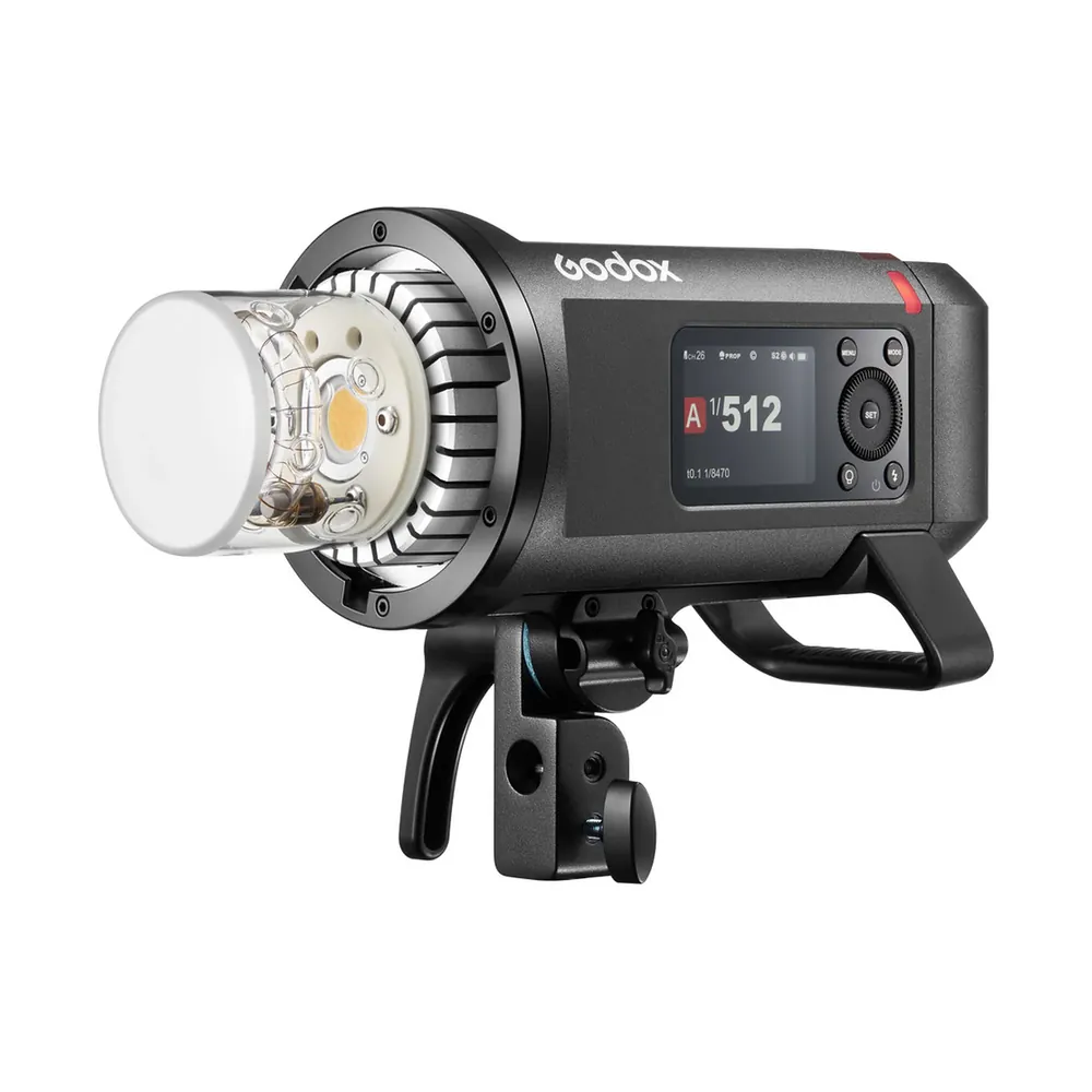 Godox AD600Pro II, front view with bare bulb and screen