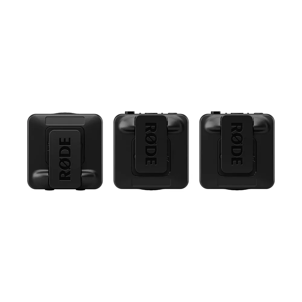 RODE Wireless PRO, charging case open