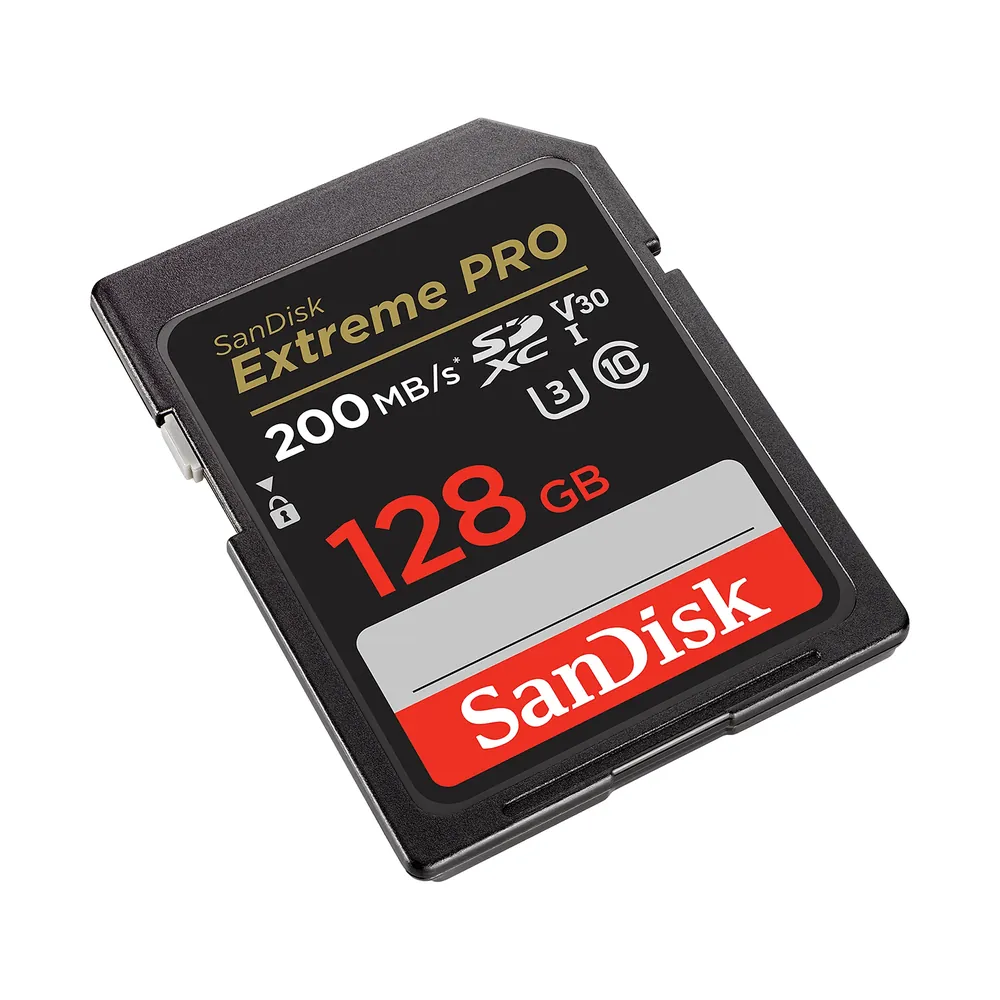 SanDisk Extreme PRO SD UHS-I card, 128 GB card, angled view