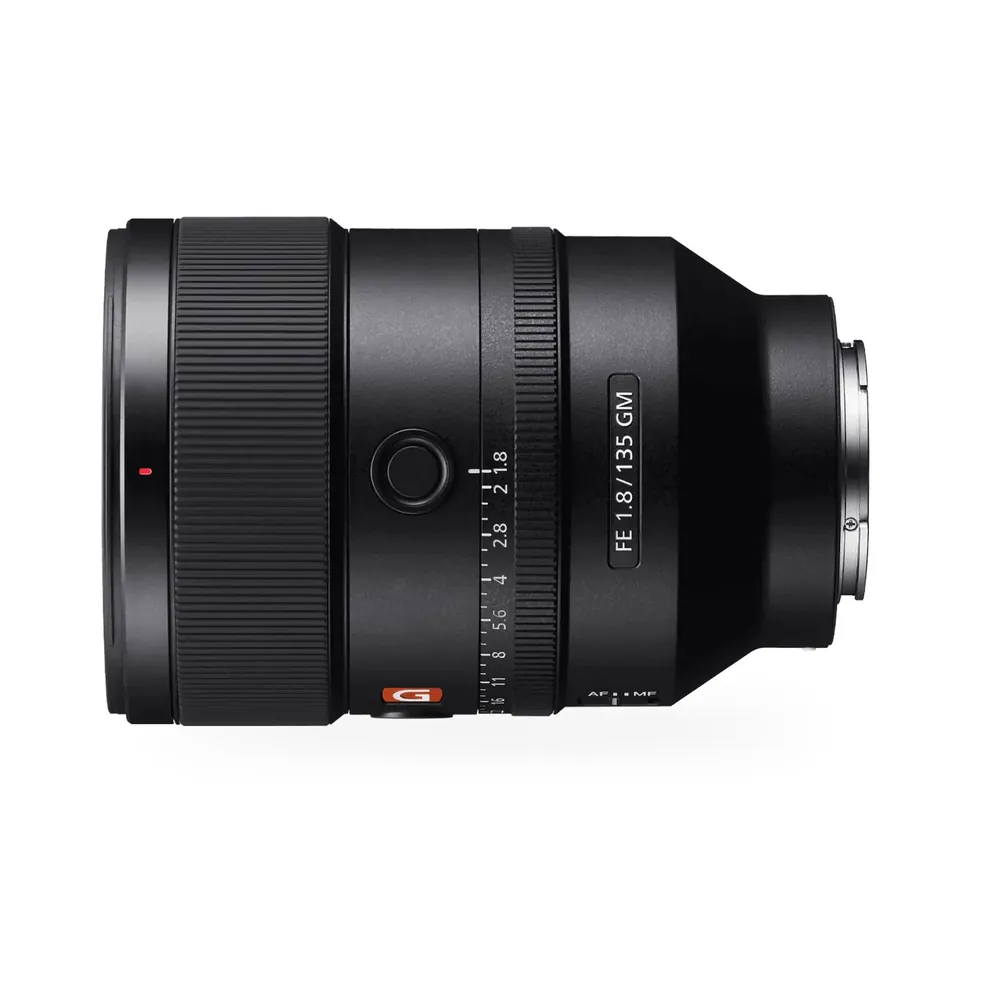 Sony FE 135mm F1.8 GM, product photo 7 of 8